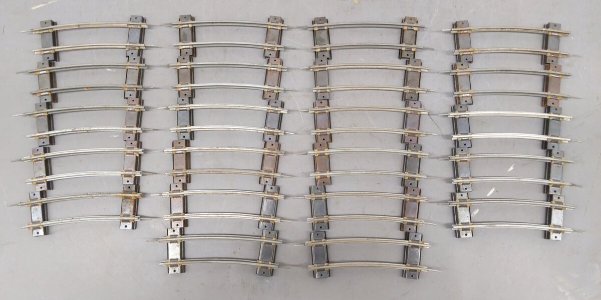American Flyer Assorted S Curved & Straight Tracks: 700, 701, 702 & 703 [52]