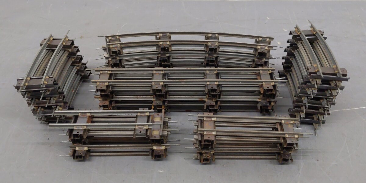 American Flyer Assorted S Curved & Straight Tracks: 700, 701, 702 & 703 [52]