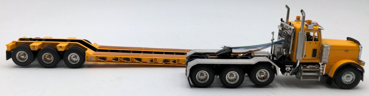 Sword Models DHS0100 1:50 Diecast Yellow Peterbilt 379 Tractor & Rogers Trailer NIB