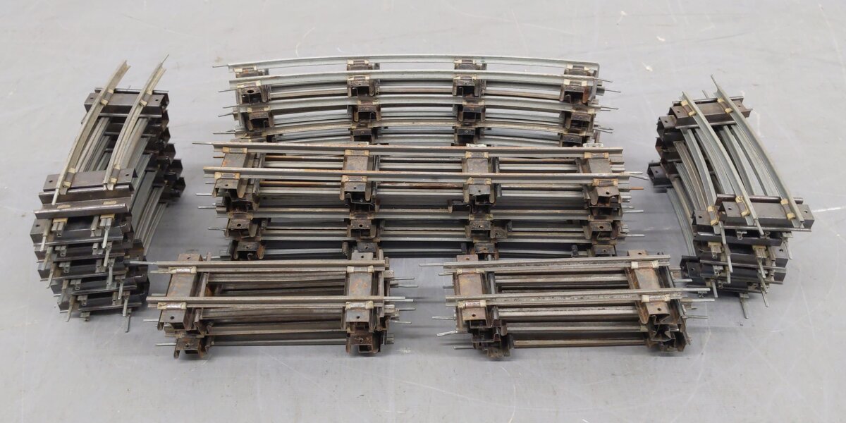 American Flyer Assorted S Curved & Straight Tracks: 700, 701, 702 & 703 [52]