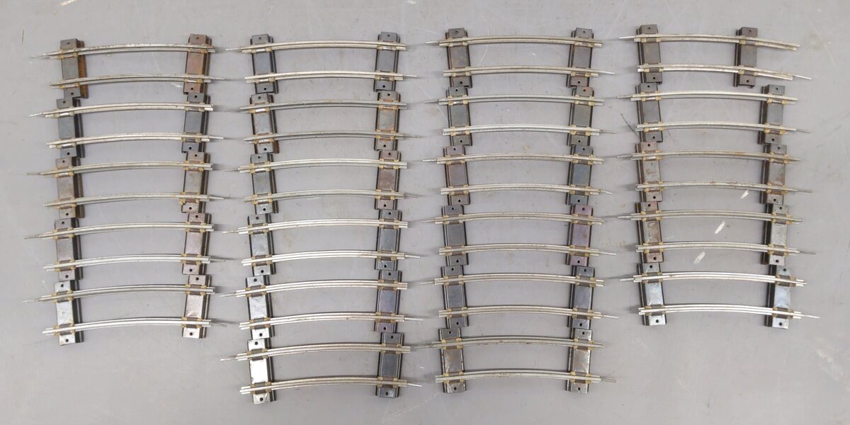 American Flyer Assorted S Curved & Straight Tracks: 700, 701, 702 & 703 [52]