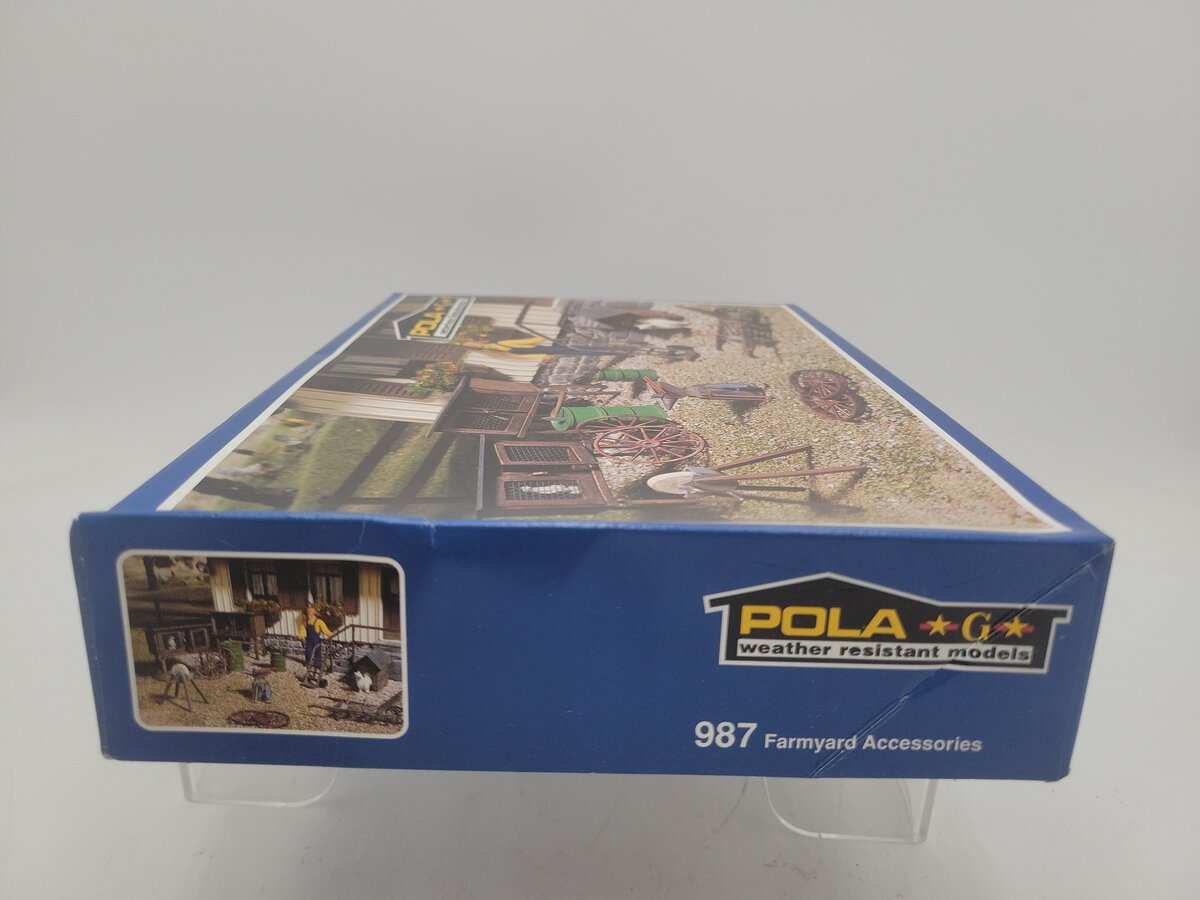 Pola 987 G Scale Farmyard Accessories Plastic Kit LN/Box