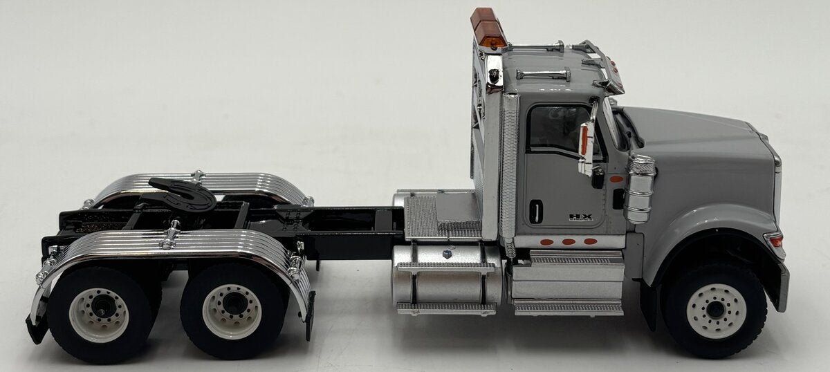 DieCast Masters 71005 1:50 Light Grey International HX520 Day Cab Tandem Tractor LN/Box