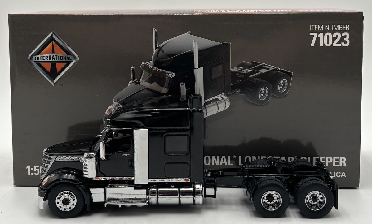 DieCast Masters 71023 1:50 Black International LoneStar with Sleeper - Cab Only LN/Box