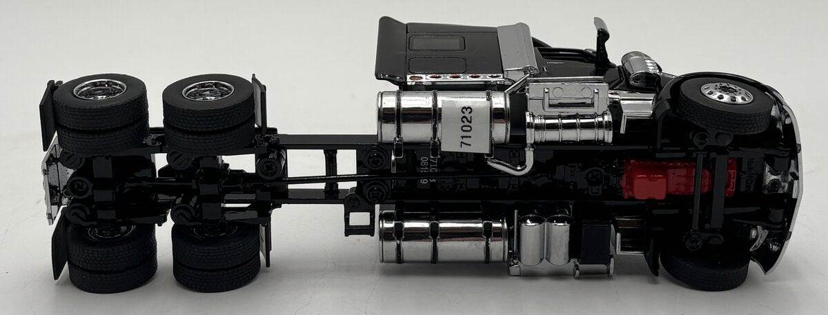 DieCast Masters 71023 1:50 Black International LoneStar with Sleeper - Cab Only LN/Box