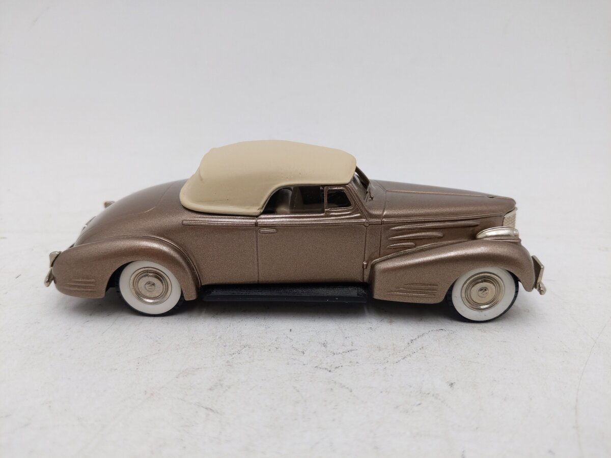 Brooklin Models 14 1:43 1940 Cadillac V16 Convertible Coupe EX