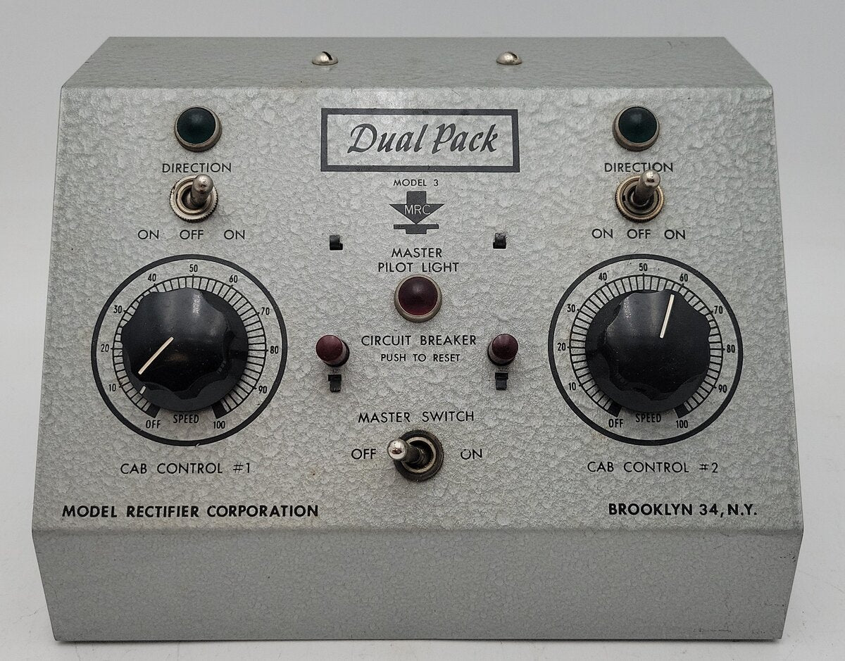 MRC Model 3 Vintage HO Daul Pack Transformer VG/Box