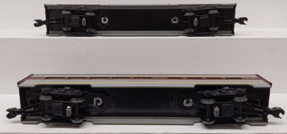 Williams 43015 Lackawanna 60 Ft. Streamline Passenger 2-Pack  LN/Box
