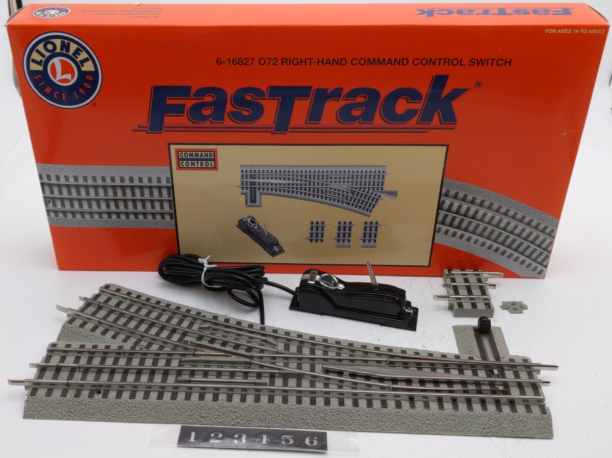 Lionel 6-16827 O72 FasTrack Command Control Right Hand Switch Turnout EX/Box
