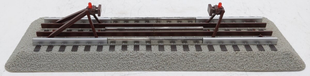 Lionel 6-12035 O Gauge FasTrack Lighted Bumpers (Pack of 2) VG/Box