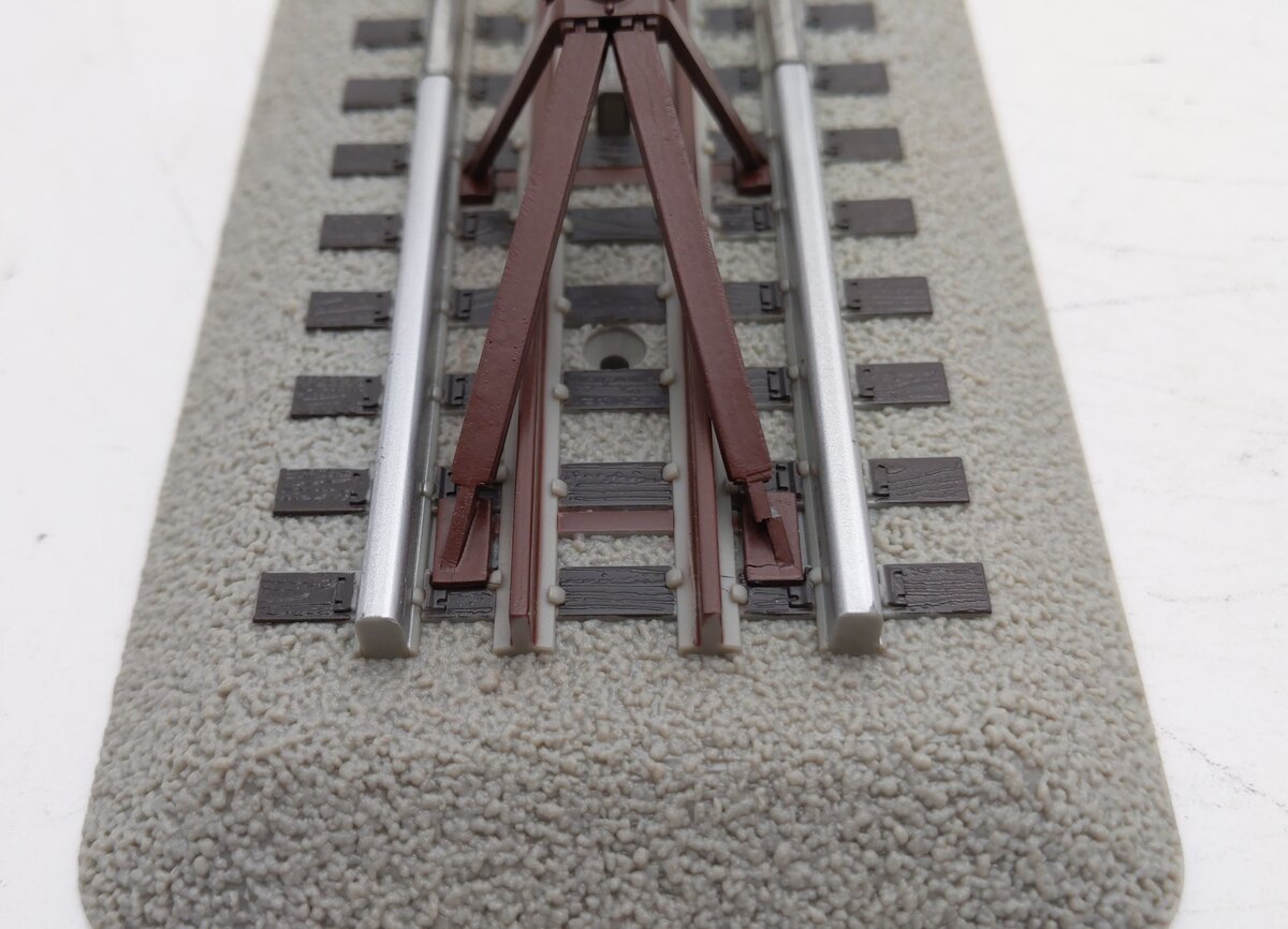 Lionel 6-12035 O Gauge FasTrack Lighted Bumpers (Pack of 2) VG/Box