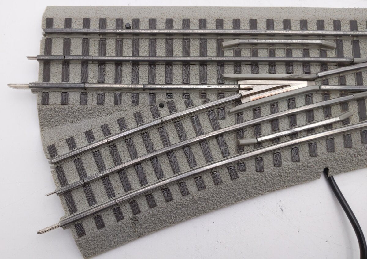 Lionel 6-16826 O72 FasTrack Command Control Left Hand Switch Turnout EX/Box