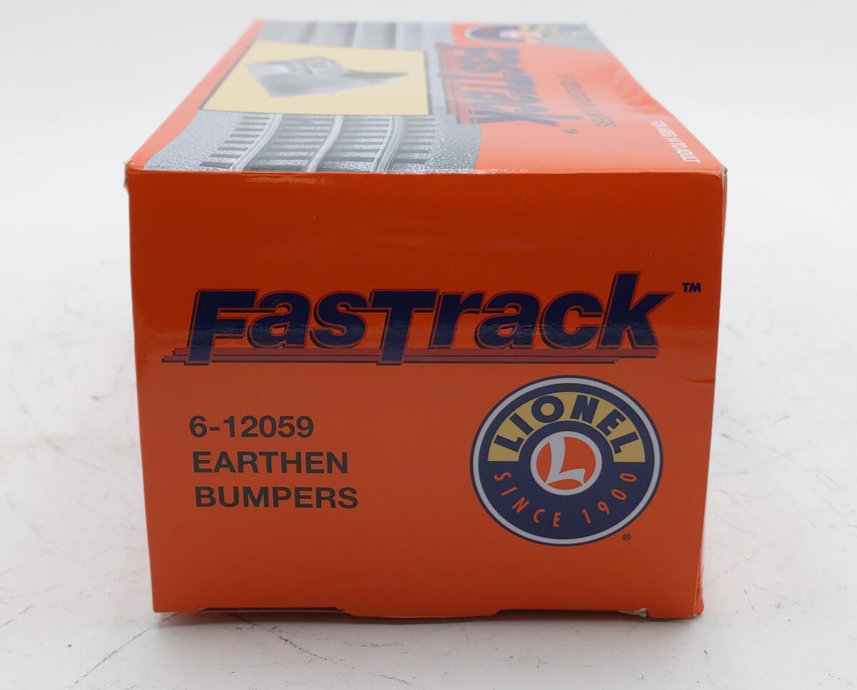 Lionel 6-12059 O Scale Fast Track Earthen Bumpers (Pack of 2) EX/Box