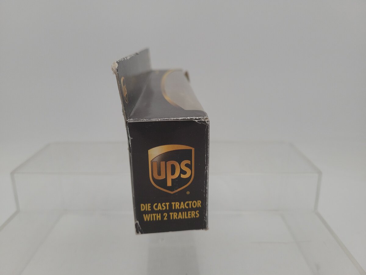 Daron Worldwide Trading RT4345 HO Scale Diecast UPS Tractor With Two Trailers LN/Box