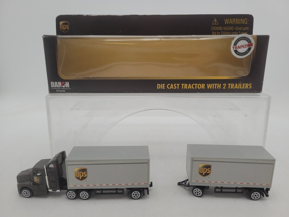 Daron Worldwide Trading RT4345 HO Scale Diecast UPS Tractor With Two Trailers LN/Box