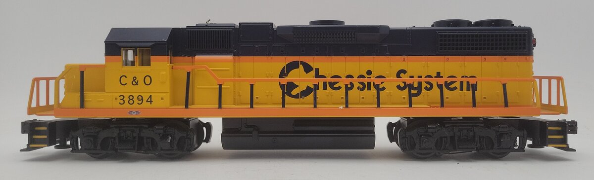 Williams GP3825 Chessie Non-Powered GP38 Diesel Locomotive #3894 VG