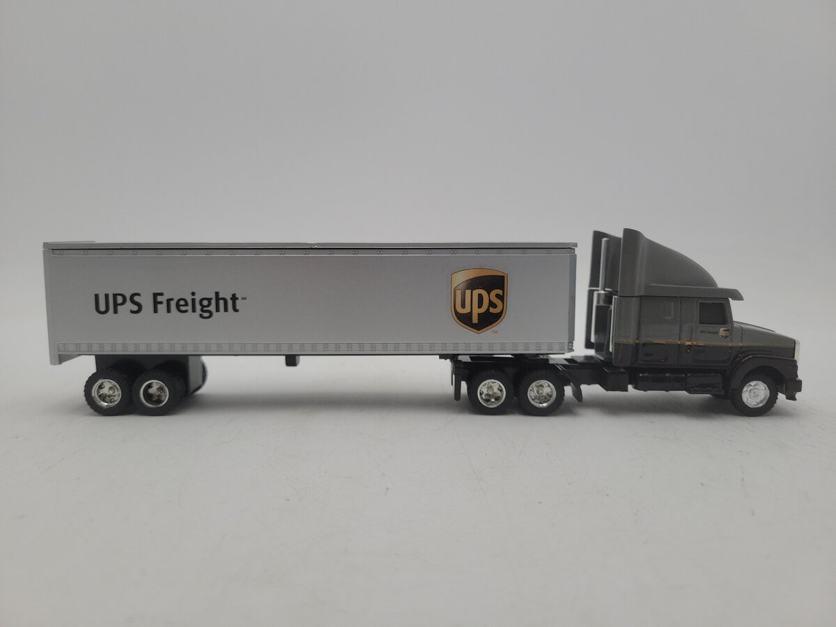 Acme 02006 1:64 Scale UPS Freight Tractor Trailer Diecast Brand Launch 2006 EX/Box
