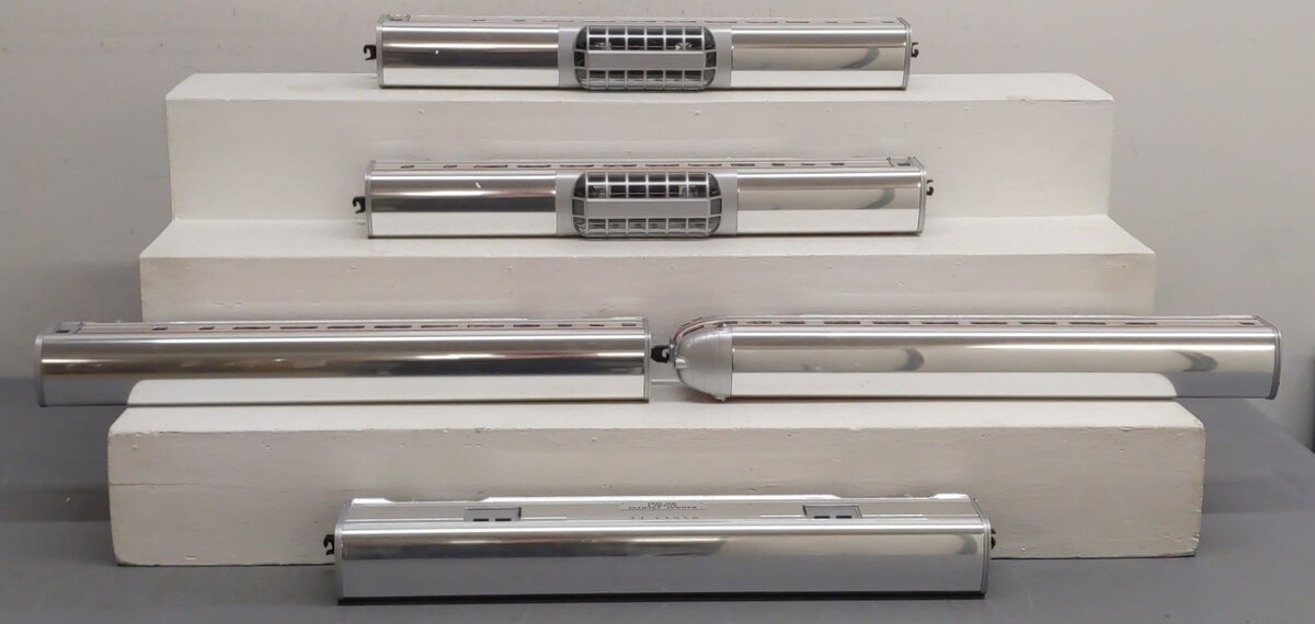 Weaver O Gauge AT&SF Aluminum Passenger 5-Car Set (3-Rail) EX/Box