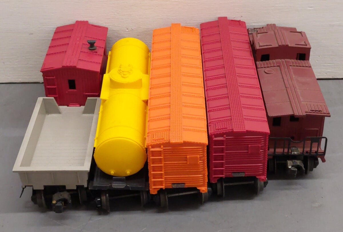 Assorted Lionel O Scale Freight Cars #6017 #6119 #9050 #6014 VG
