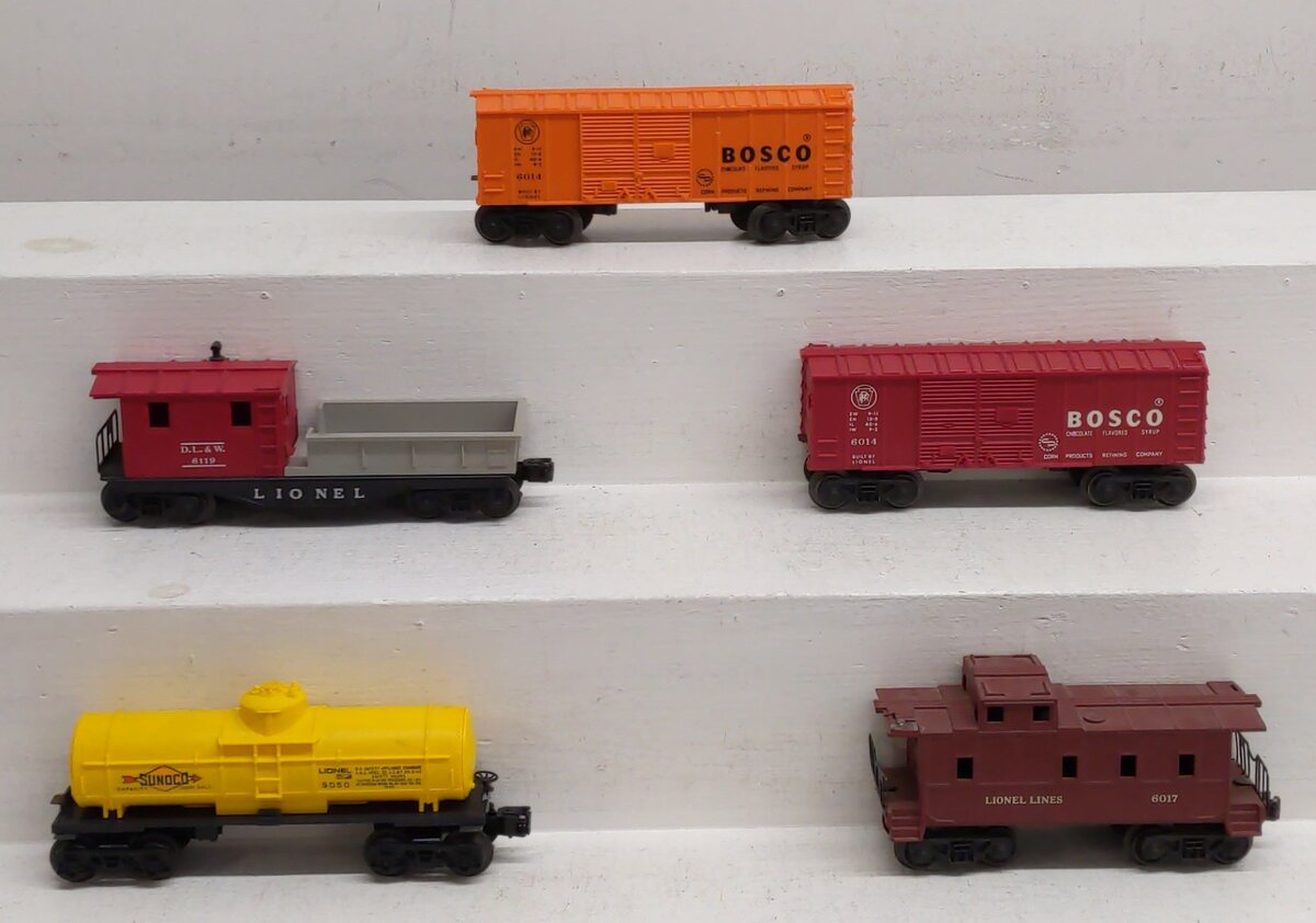 Assorted Lionel O Scale Freight Cars #6017 #6119 #9050 #6014 VG