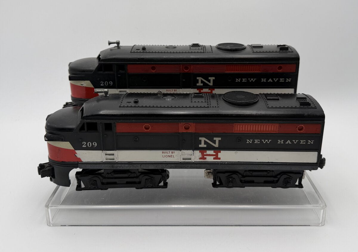 Lionel 209 Vintage O New Haven Alco AA Diesel Locomotive Set VG