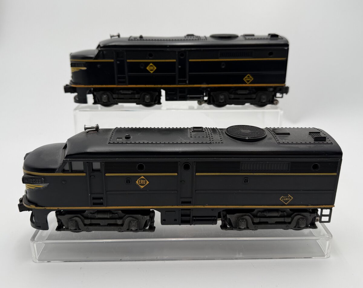 Lionel 2032 Vintage O Erie Alco AA Diesel Locomotive Set VG