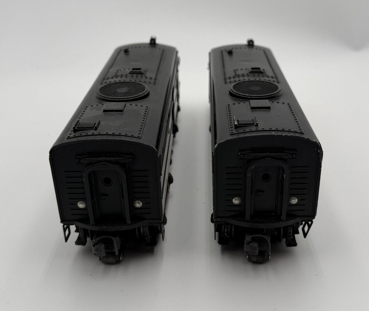 Lionel 2032 Vintage O Erie Alco AA Diesel Locomotive Set VG