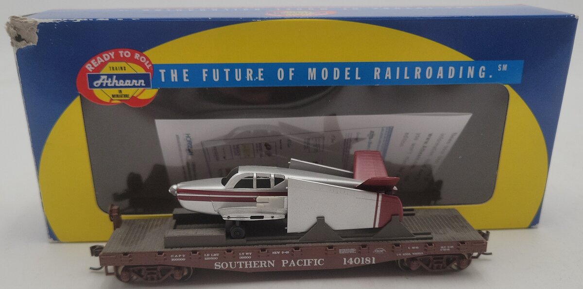 Athearn 96311 HO Scale Southern Pacific 40' Flatcar w/Plane #140181 EX/Box