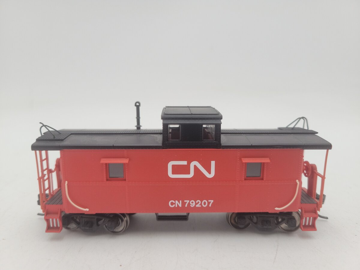 Atlas 11222 HO Scale Canadian National Cupola Caboose #79207 EX/Box