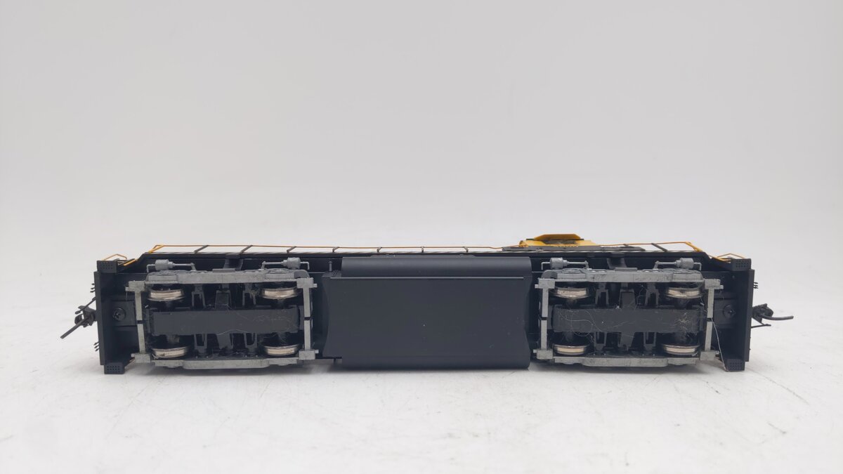 Atlas 10000061 HO Scale NYSW C420 Ph 2b Locomotive #2000 VG/Box