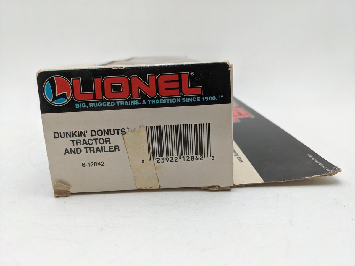 Lionel 6-12842 O Gauge Dunkin Donuts Tractor Trailer Truck EX/Box