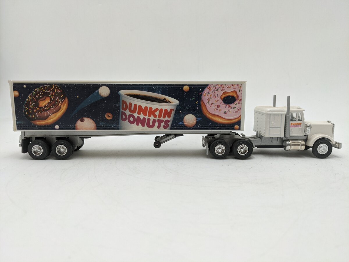 Lionel 6-12842 O Gauge Dunkin Donuts Tractor Trailer Truck EX/Box