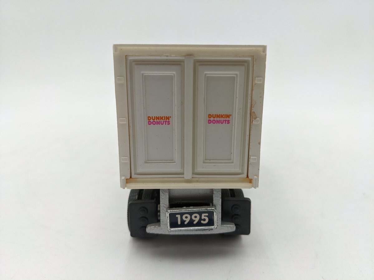 Lionel 6-12842 O Gauge Dunkin Donuts Tractor Trailer Truck EX/Box