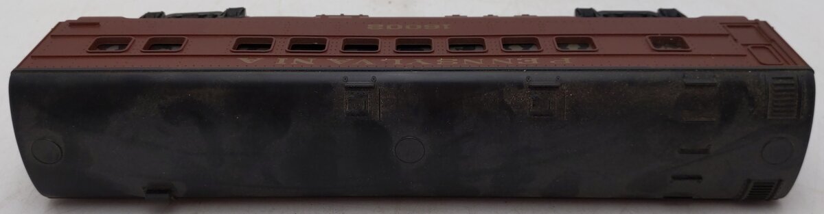 Lionel 6-16002 O Gauge Pennsylvania Tuscan Coach Car #16002 EX