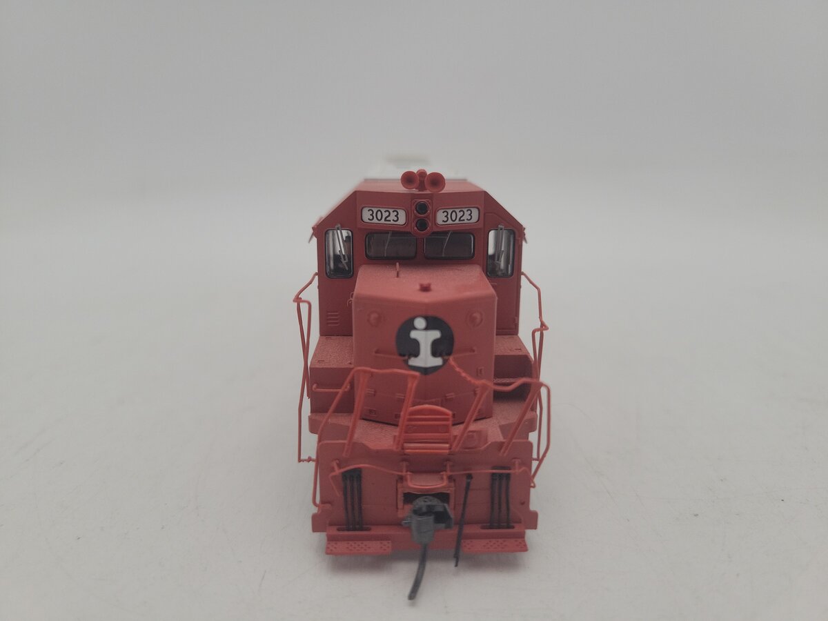 Atlas 10000594 HO Scale GP40 Low Nose Illinois Central Diesel Locomotive #3023 VG/Box