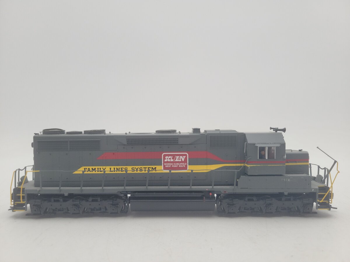 Atlas 9243 HO Scale SD35 Low Nose Family Lines Diesel Locomotive w/ DC/DCC #4523 VG/Box