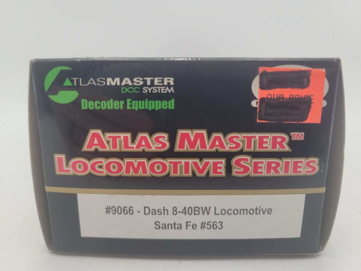 Atlas 9066 HO Santa Fe Dash 8-40BW Locomotive #563 VG/Box