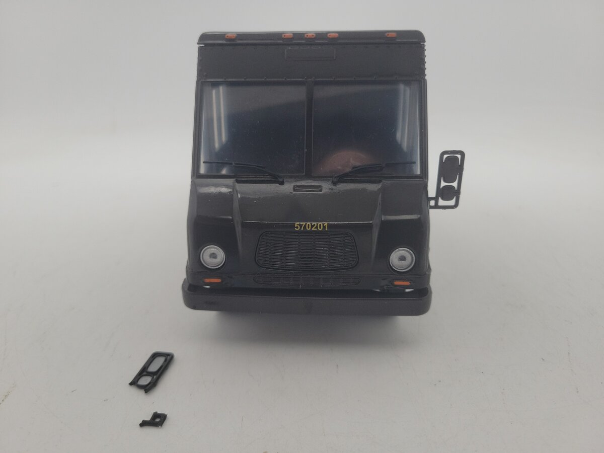 Staples 517197 1:28 Scale Promo 2009 United Parcel Service Delivery Truck UPS EX/Box