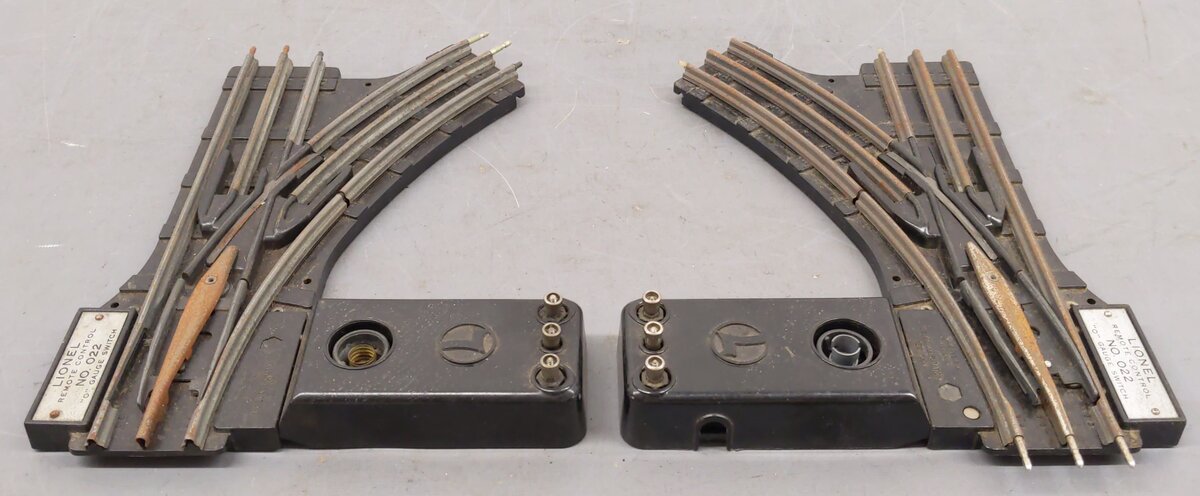 Lionel 022 Vintage O Gauge Left-Hand & Right-Hand Electric Remote Switches