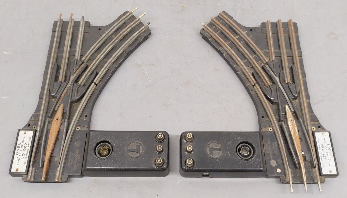 Lionel 022 Vintage O Gauge Left-Hand & Right-Hand Electric Remote Switches