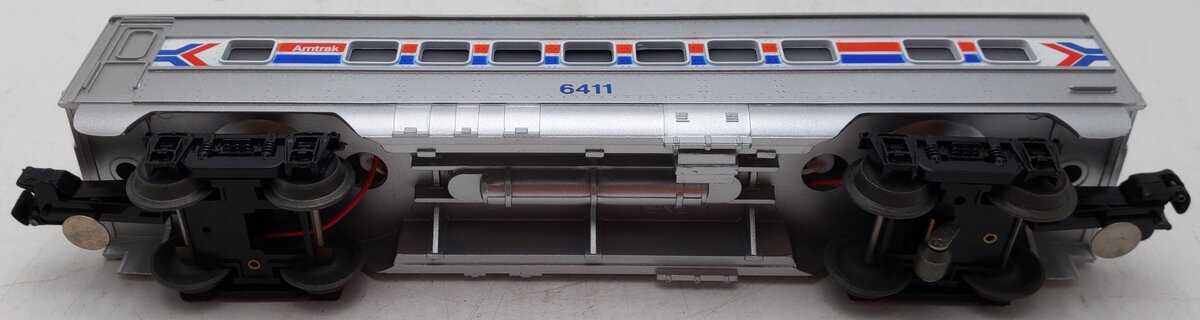 Lionel 6-6411 O Gauge Amtrak Illuminated Passenger Car #6411 EX