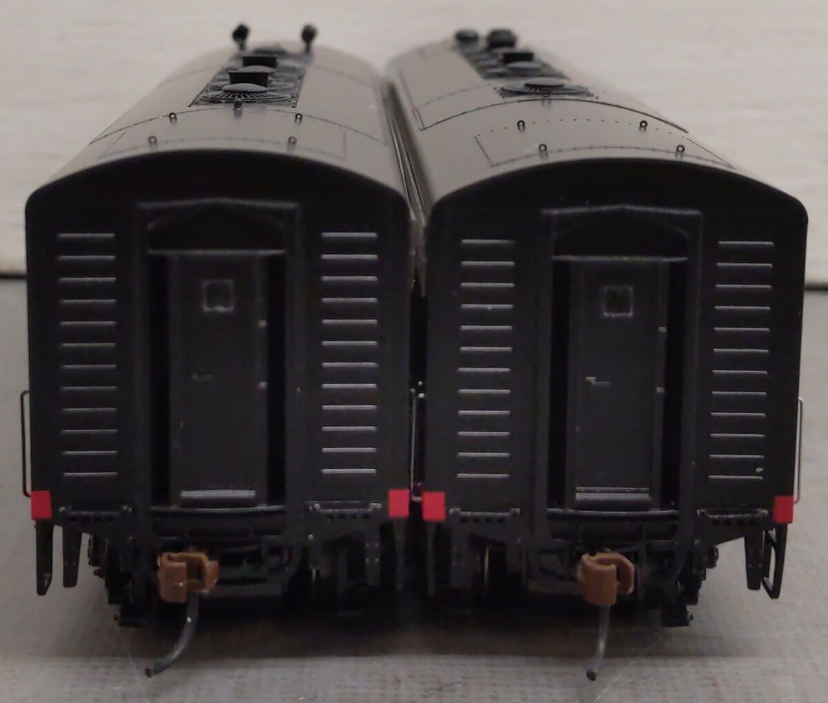 Athearn G1627 HO Scale Southern Pacific F-7A Phase 1 #6203 & F-7B Phase 1 #8106 EX/Box
