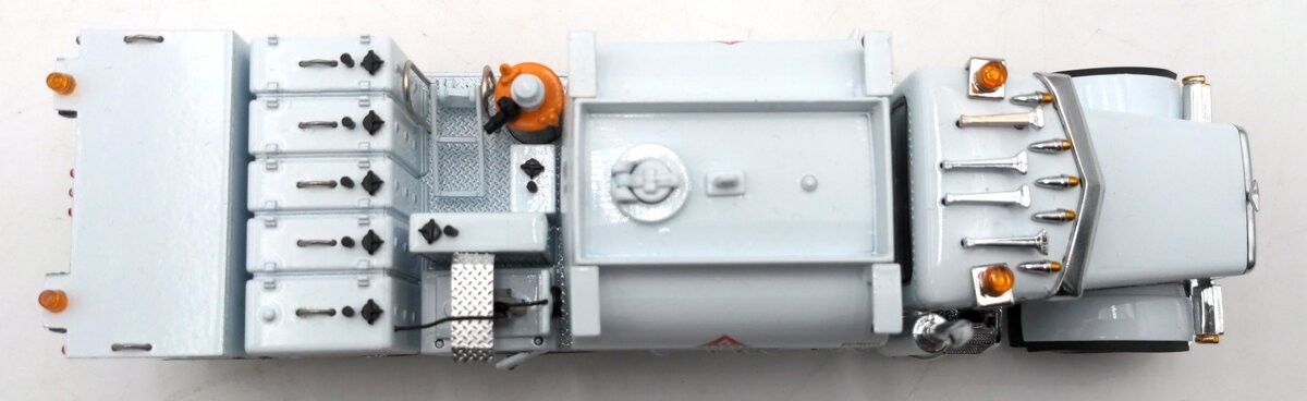 Sword Models SW2041-W 1:50 White Peterbilt 357 w/Elliot Fuel and Lube Body LN