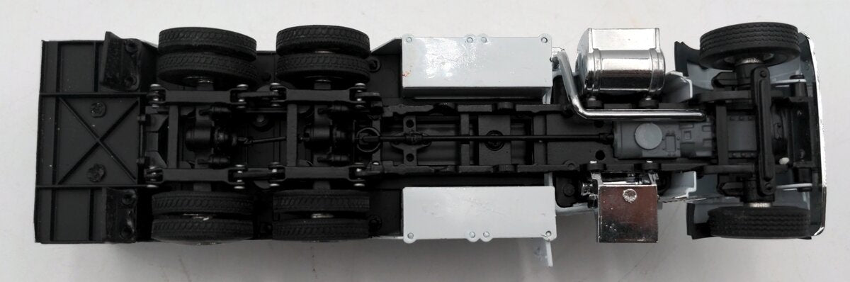 Sword Models SW2041-W 1:50 White Peterbilt 357 w/Elliot Fuel and Lube Body LN
