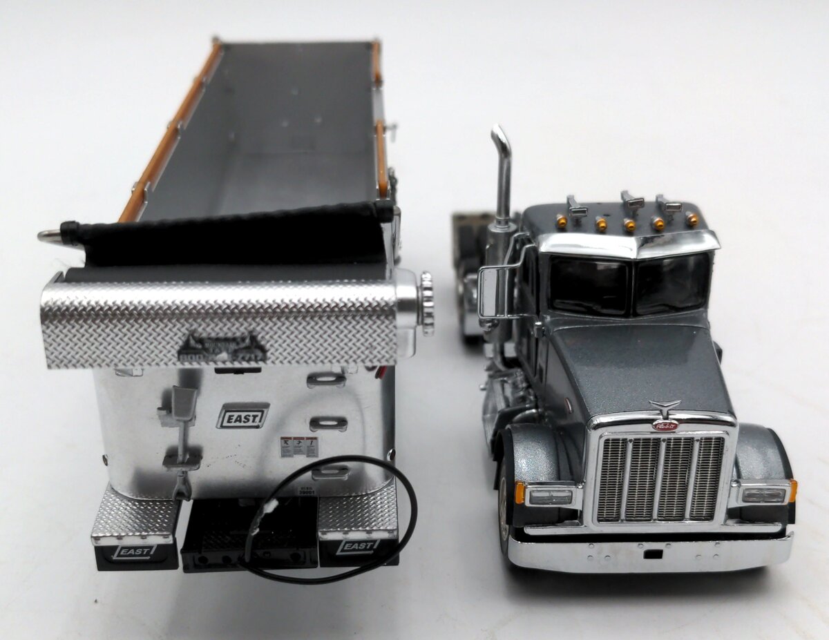 Sword Models SW2044-G 1:50 Scale Diecast Peterbilt 357 w/ East Dump Trailer LN
