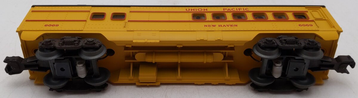 Lionel 6-16069 O Gauge Union Pacific New Haven Combo Car #6069 EX