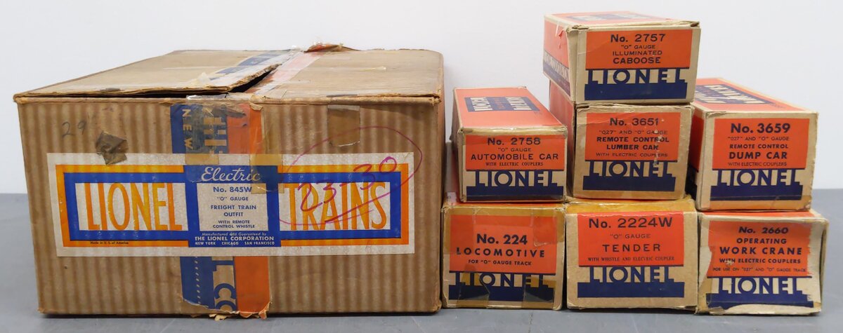 Lionel 845W Vintage O Gauge Freight Train Outfit with Remote Control Whistle VG/Box