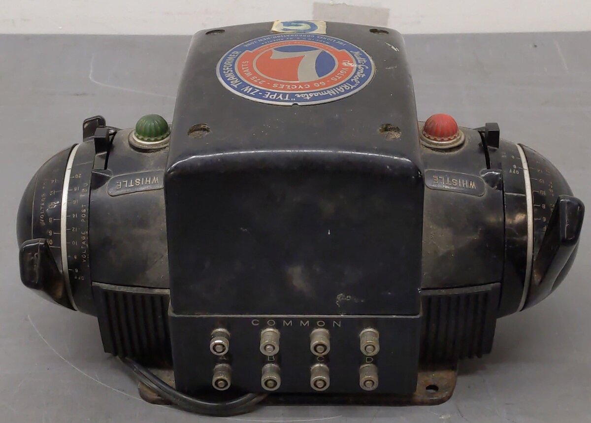 Lionel ZW Vintage O Gauge Trainmaster 275 Watt Transformer with Whistle VG
