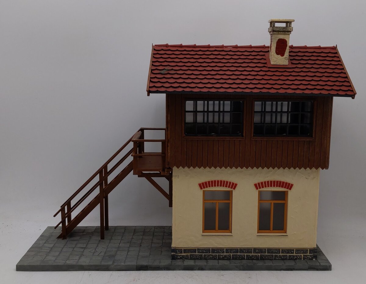 Pola 330914 G Scale Schonweiler Signal Tower EX