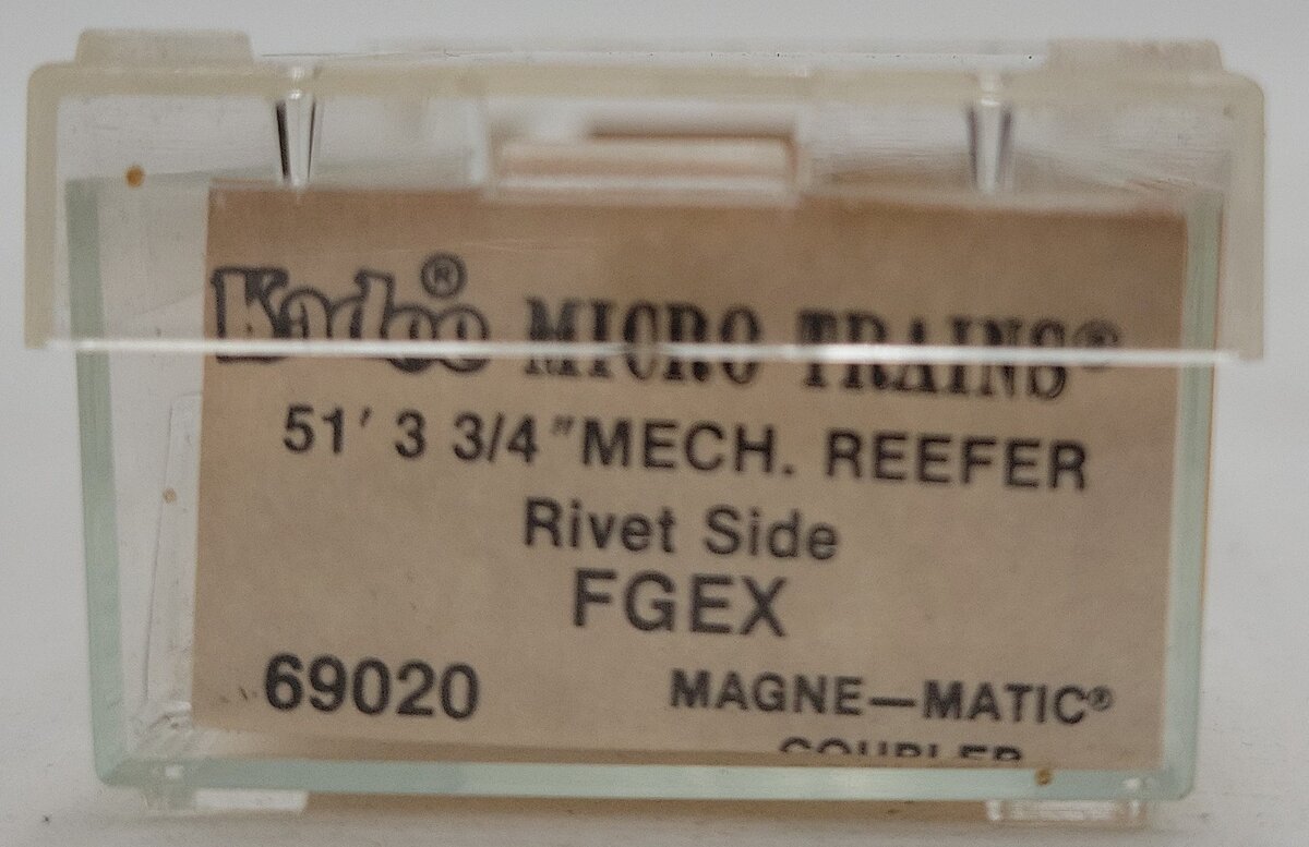 Micro-Trains 06900020 N FGEX 51' 3 3/4" Rivet Side Mechanical Reefer #10201 EX/Box